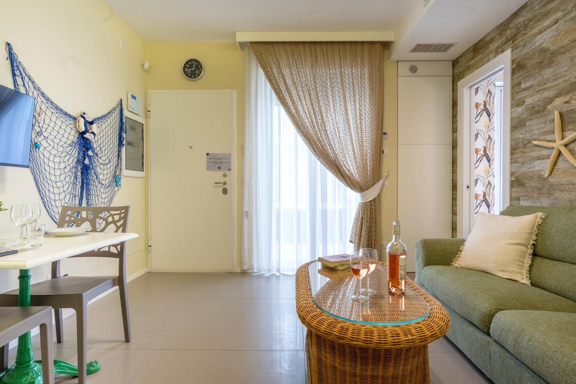 Cozy Marine Apt With Jacuzzi - 250Mt From Sea Polignano a Mare Exterior foto
